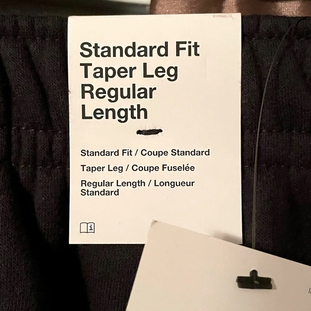 NWT Nike Men's Sportswear Club Fleece Jogger/Sweatpants Black/White. Size: XL - Picture 12 of 15